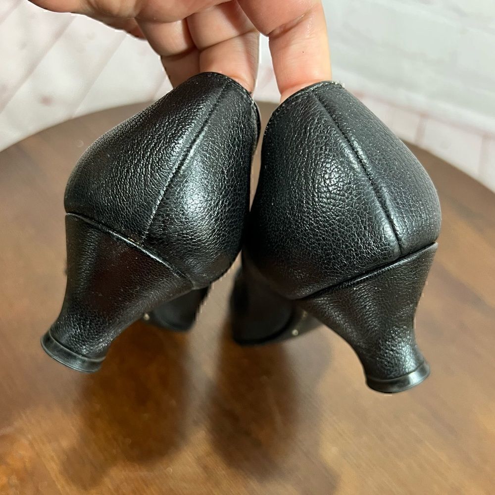 6.5 Aa Saks Fifth Avenue Fenton Last Vintage Kitten Heel Pumps In Black. Euc — image 2 of 8